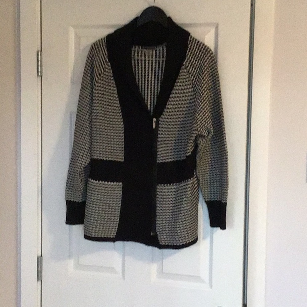 Bianca Nygard houndstooth sweater